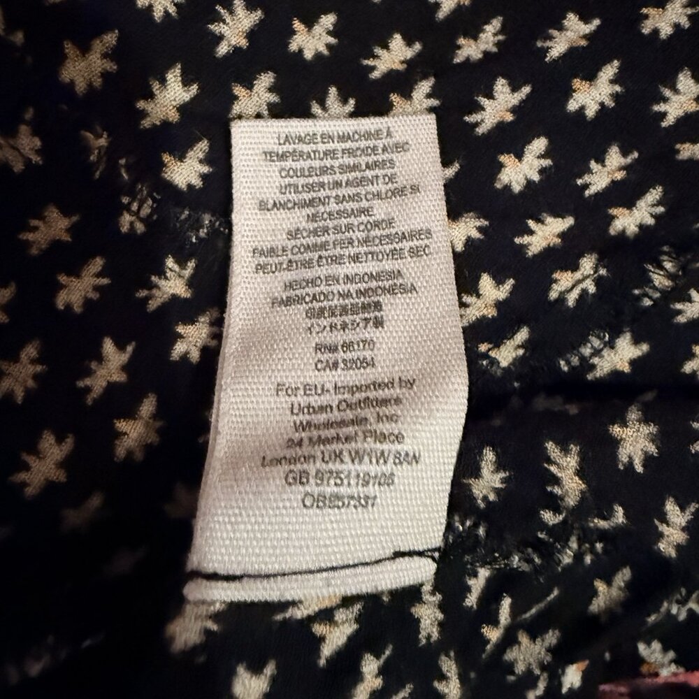 Free People Paradise City Wrap Ruffle Trip Floral Daisy Ditsy Top Prairie XS - Picture 6 of 6